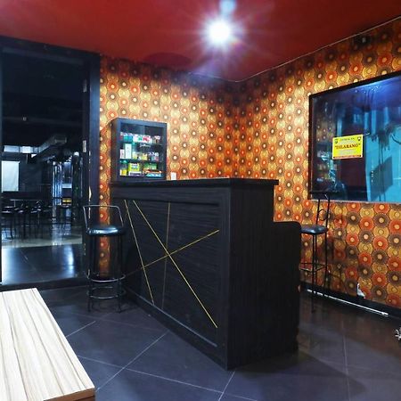 Lee Garden Hotel Medan Exterior photo